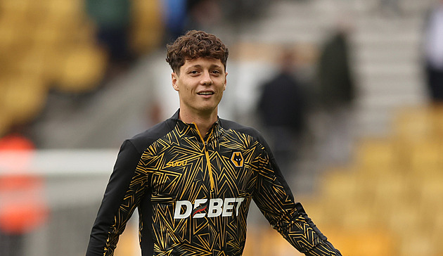 ONLINE: Krejčí debutuje v Premier League. Arsenal si poradil s Nottinghamem