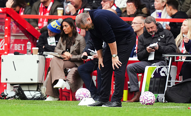 ONLINE: Nottingham padl s Chelsea a hned odvolal trenéra. V akci také Krejčí či City