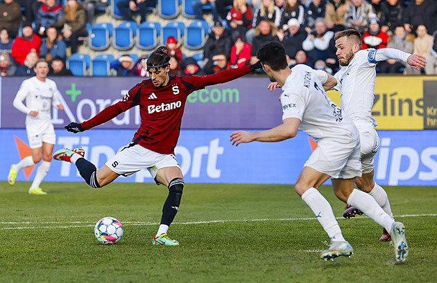 Slovácko - Sparta 0:0, málo fotbalu, žádné šance, hosté zaváhání rivala nevyužili
