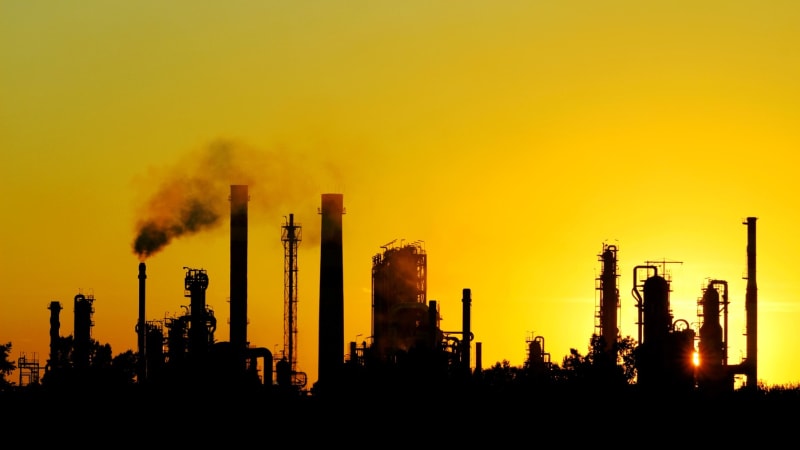 Trump tlačí na Rusko: Uvalil sankce na Rosněfť a Lukoil. Chce jednat s čínským prezidentem