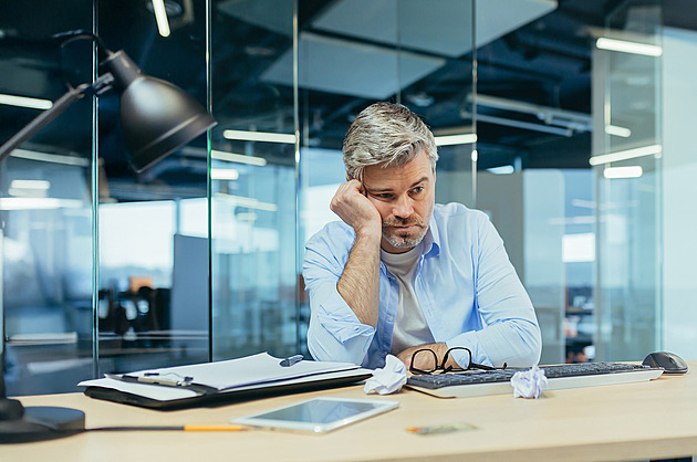 Vyhoří minimálně třetina pracovníků. Jak s problémy bojovat a čemu se raději vyhýbat