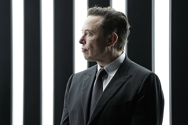 Musk je nejbohatší na světě. Teslu by mohl opustit, pokud nedostane 21 bilionů
