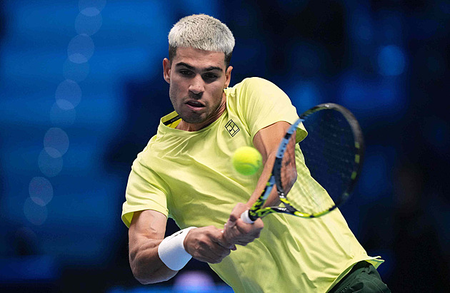 Alcaraz si na úvod Turnaje mistrů poradil s De Minaurem, Zverev vyzrál na Sheltona