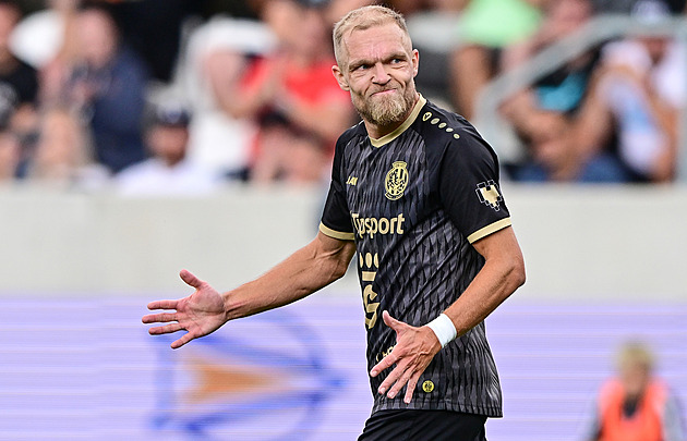 Zbrojovka - Hradec 0:3, van Buren poslal hattrickem hosty do čtvrtfinále