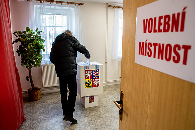 Komunální volby 2026: kdy budou a jak se v nich dávají preferenční hlasy