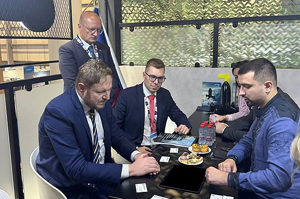 Ukrajina s českou firmou dohodla výrobu dronů. Budou likvidovat ruské letouny