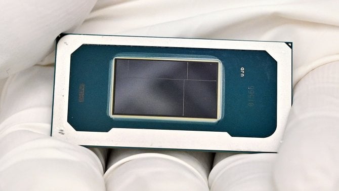 Je to oficiální, Intel nezvládl vydat 1,8nm procesory v letošním roce. Konečně prozradil, kdy budou v noteboocích