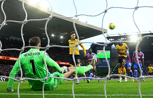 City padlo s Newcastlem, Liverpool se dál trápí. West Ham promarnil náskok