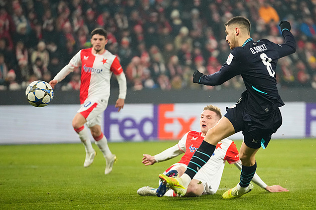 Musím víc přemýšlet, kál se Chaloupek po chybě. K rozhodčímu se vyjadřovat nechtěl