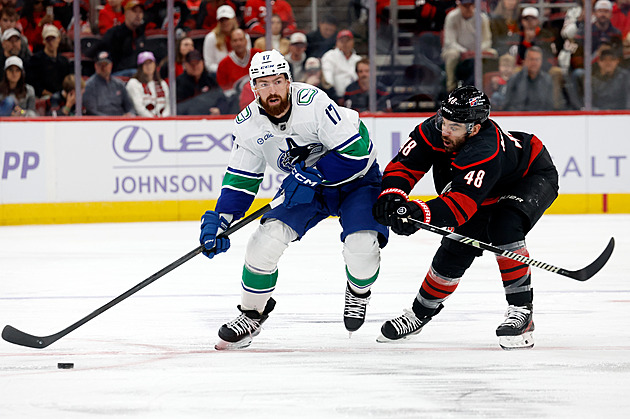 Výprodej u Čechů. Vancouver chce změny, mohou se dotknout Hronka a spol.?