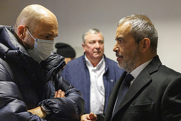 Stoka u soudu. Podnikatel Smolka vyvázl s podmínkou, zaplatí tři miliony