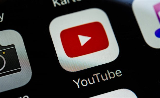 Žádný Instagram či YouTube. Austrálie jako první na světě zakázala dětem sociální sítě