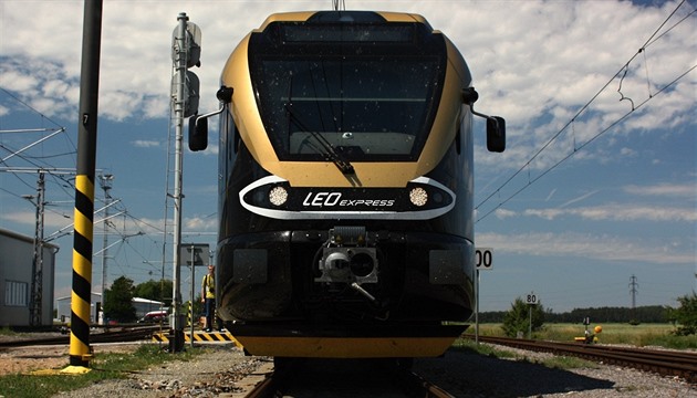 Další incident na slovenských tratích. V Bratislavě vykolejil vlak Leo Expressu