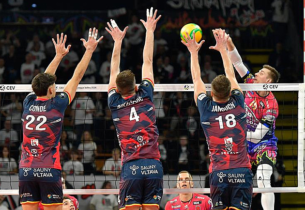 Lvi Praha na úvod volejbalové Ligy mistrů prohráli ve čtyřech setech s Perugií