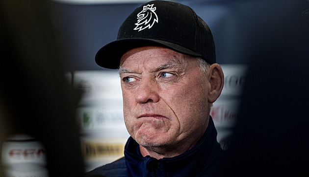 Výzvy? Neváháme a bereme, hlásil Rulík po výhře. Tým trápí viróza, vymění se brankáři