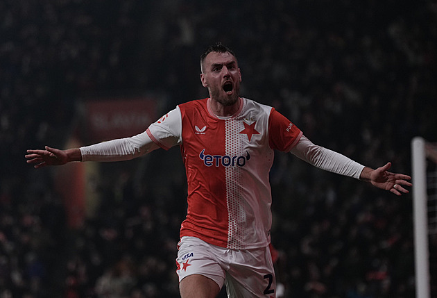 Slavia - Jablonec 4:3, hosté třikrát srovnali, poslední slovo měl ale dvougólový Chorý