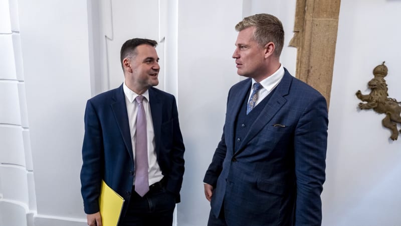 Motoristé čelí ostré kritice. Ke zmatkům kolem slovenského záskoku se vyjádřil i Babiš