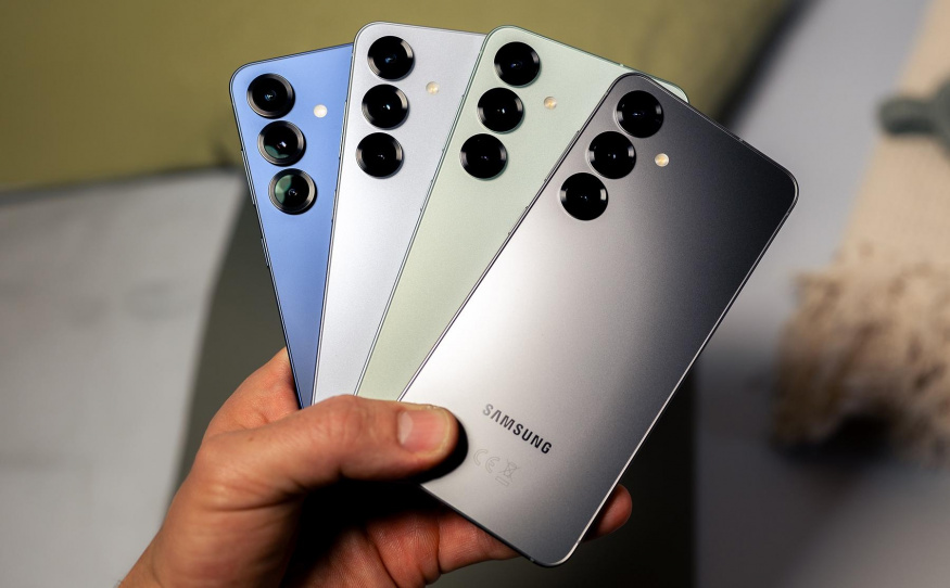 Slevová smršť u Samsungu: Galaxy A56 za 7 tisíc, Galaxy S25 jen za 14 tisíc