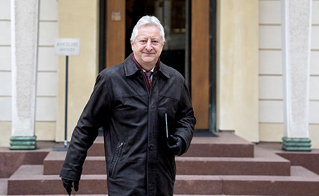 Prioritou má být vždy národní obrana, řekl nový ministr Zůna za SPD