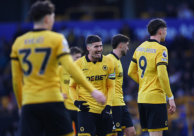 ONLINE: Chelsea remizovala, Krejčí v obraně Wolves, City vede nad West Hamem