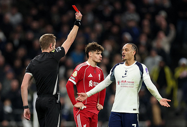 ONLINE: City slaví, Wolves opět bez bodu. Liverpool vede nad Tottenhamem