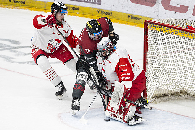 Sparta převálcovala Olomouc, Litvínov přejel Boleslav. Vyhrály Pardubice i Brno