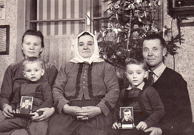 Posílám malovánku pod stromeček. Dopisy ukazují, jak tvrdé bylo vězení v 50. letech