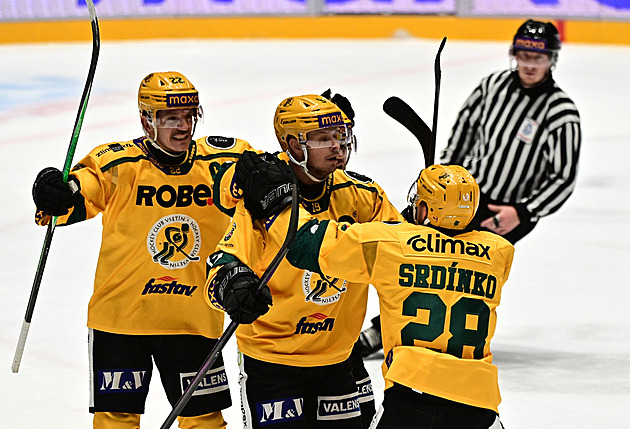 Jihlava podlehla Vsetínu, Slavii překvapila Poruba. Zlín opět spadl na poslední místo