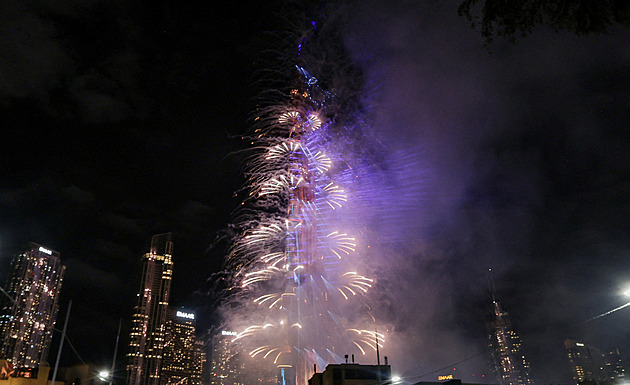 Svět vstupuje do roku 2026. Dubaj ho vítá velkolepou show, slavila Asie