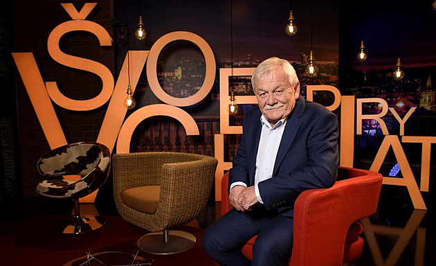 GLOSA: Co dům dal. Televizní silvestr už rezignoval na sebemenší nápad