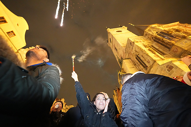 Česko vstoupilo do roku 2026, centrum oslav je na Staroměstském náměstí