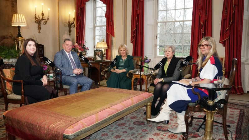 Zůstává ve mně pocit nebezpečí. Královna Camilla promluvila o sexuálním napadení, které prožila