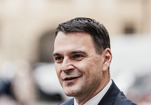 Macinka vyzývá k uklidnění situace. USA na eskalaci ve Venezuele upozorňovaly, míní