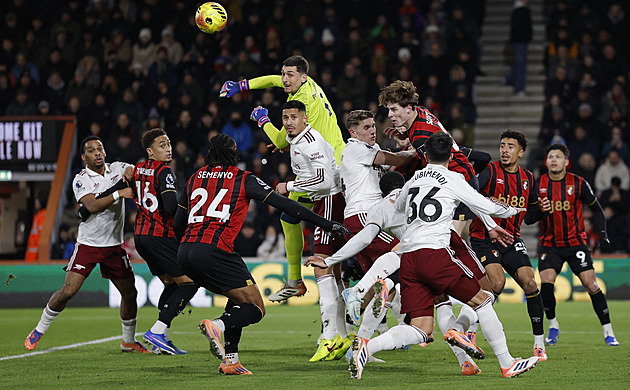 ONLINE: Wolverhampton poprvé zvítězil, Arsenal otáčí. Slaví i Aston Villa