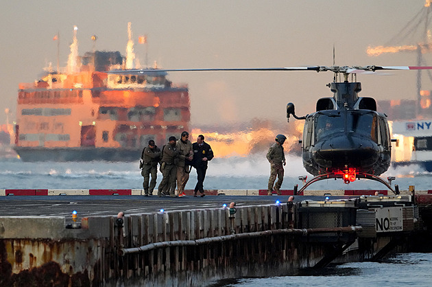 Maduro dokulhal k soudu. Uvedl, že je nevinný. Uslyší, zda dostane kauci