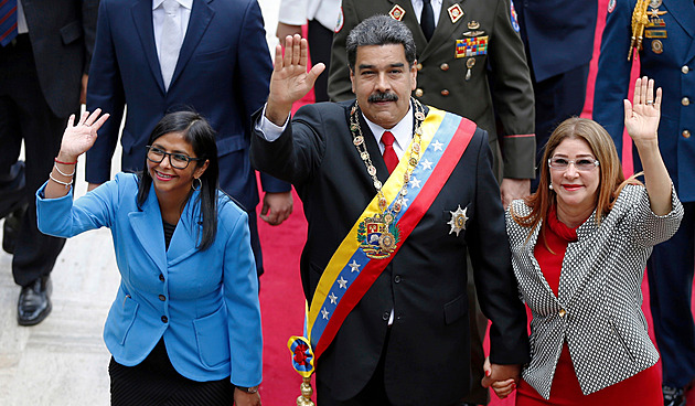 Rodríguezová složila přísahu a stala se prozatímní prezidentkou Venezuely