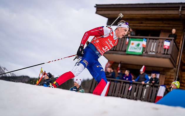 Biatlon ONLINE: Muži bojují ve sprintu, Mareček odstřílel první položku bezchybně