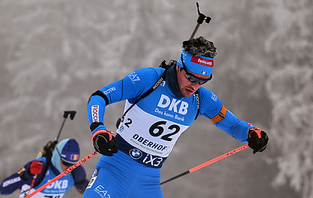 Pro Siverta. Giacomel věnoval výhru ve sprintu zesnulému kamarádovi Bakkenovi