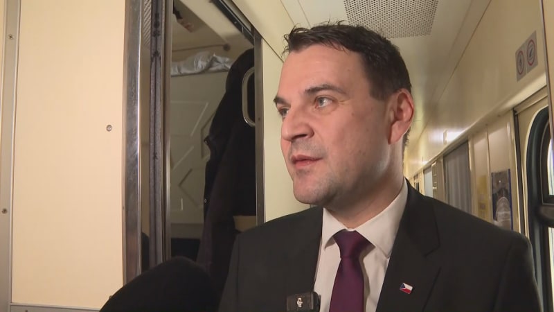 Rusko nás uvítalo raketovými útoky, hlásí Macinka z Ukrajiny. Vypočítal důvody své návštěvy