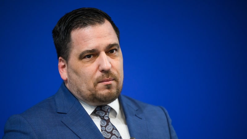 Zdechovský o Macinkově vyjádření z Ukrajiny: Hloupé. Nevyspal se, nebo plácal nesmysly