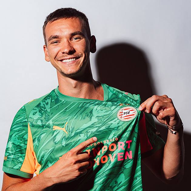 Kovář se osvědčil, Eindhoven ho koupil. Má pro nás velkou hodnotu, řekl jeden z šéfů