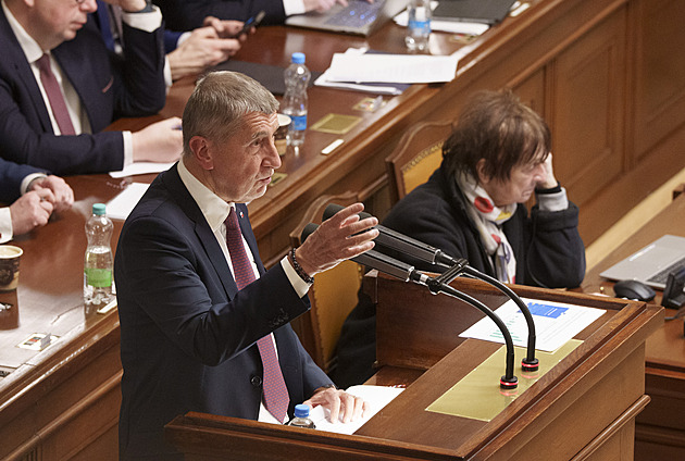 Babiš žádá poslance o důvěru. Česká republika bude na prvním místě, řekl