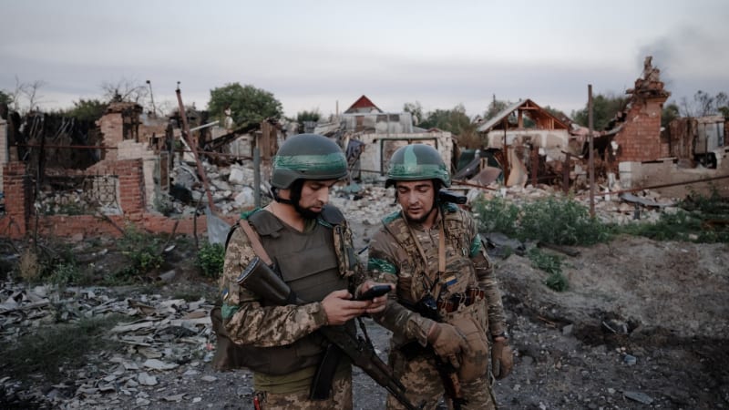 Mrazivé boje v troskách města. Podívejte se na podrobnosti o nejkrvavější bitvě na Ukrajině