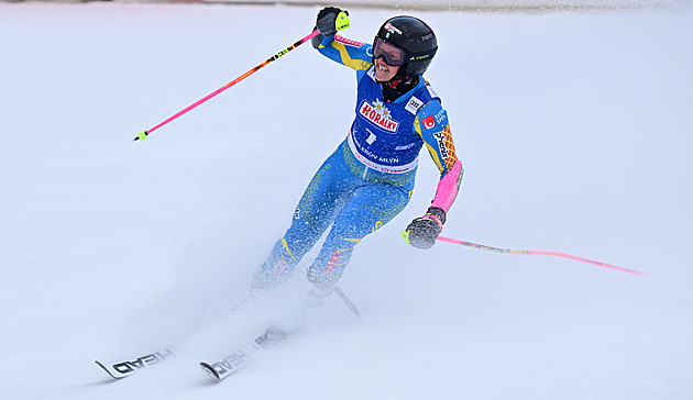Obří slalom ve Špindlu ovládla Hectorová, Shiffrinová třetí, Češky skončily v 1. kole