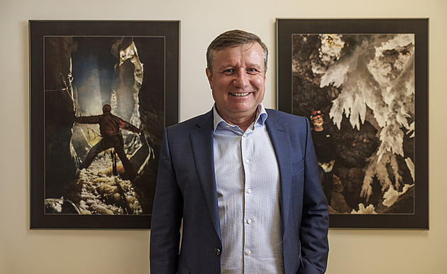 Podzemí zkoumáme i kvůli lékům, říká. Z Moravy šéfuje jeskyňářům po celém světě