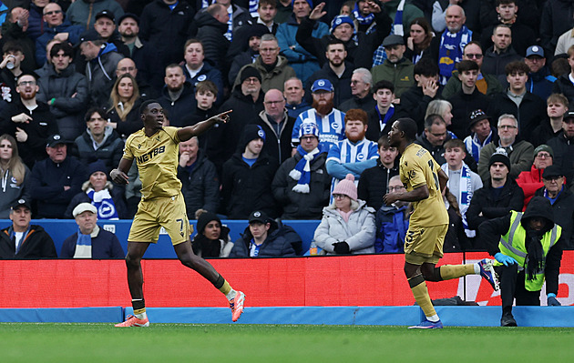 ONLINE: Liverpool hostí ve šlágru City, Crystal Palace uspěl na Brightonu