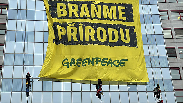 Mimořádné zisky z růstu cen fosilních paliv? Greenpeace už volá po windfall tax