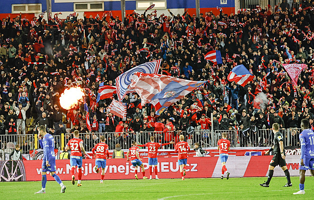 Aby pohádka netrvala rok... Jaká musí být Zbrojovka? Experti o novém prvoligistovi