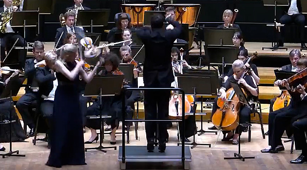 Rozvášněný dirigent vyrazil houslistce z rukou vzácný nástroj za desítky milionů