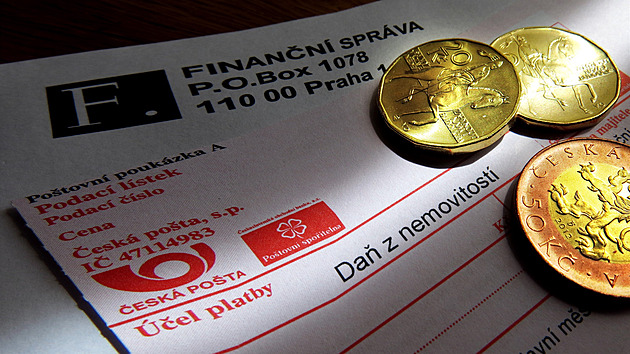 Kolik letos zaplatíte daň z nemovitosti? Finanční správa začala posílat výměry